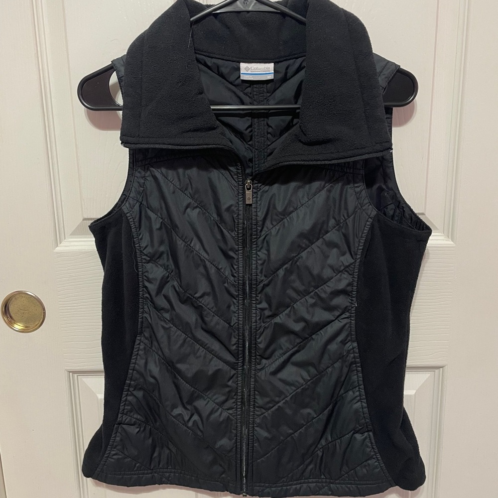 Black Columbia vest